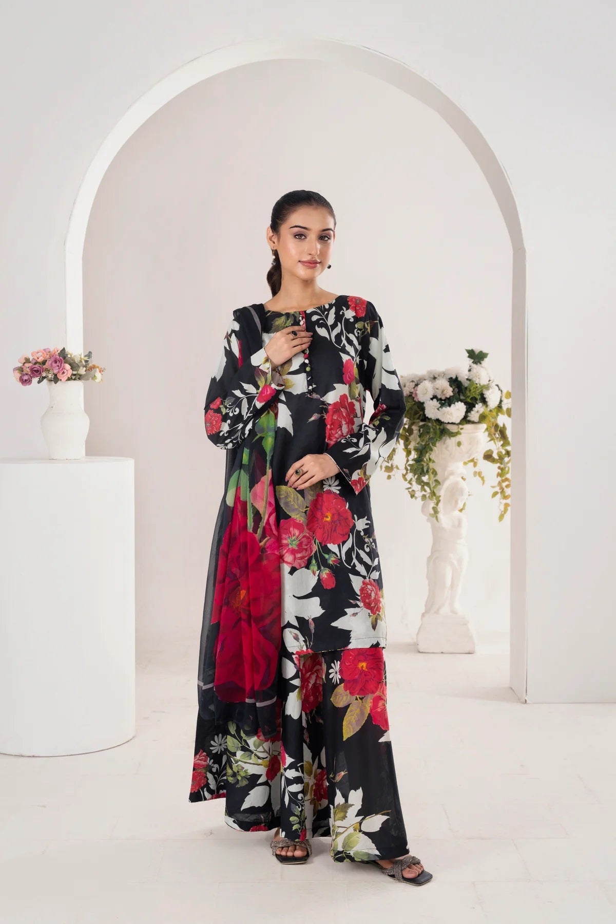 3 Piece BreezeLawn Printed UnStitched Suit with Printed Dupatta &amp; Printed Trouser.