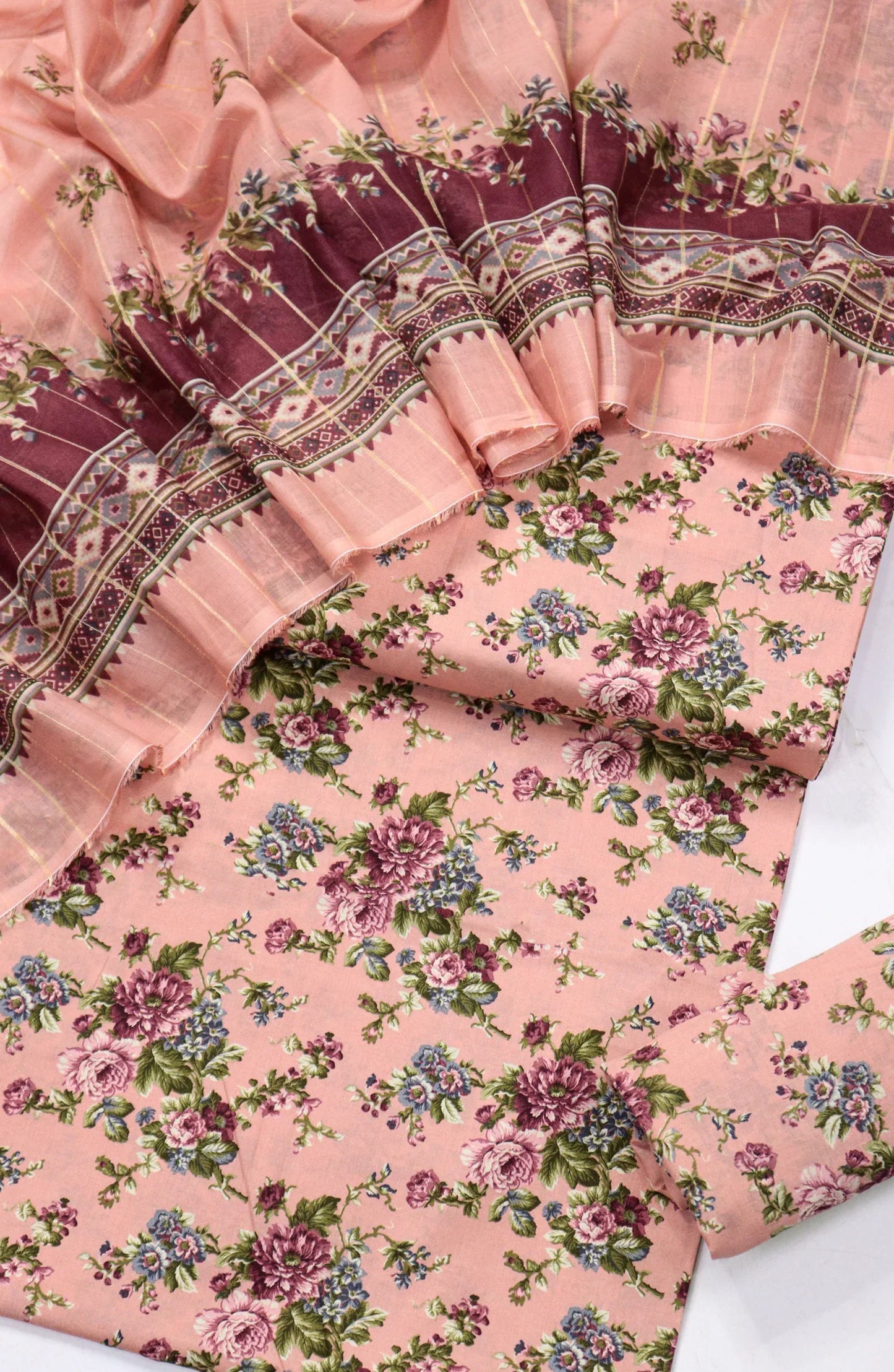Printed Lawn Unstitched 3 Piece Suit